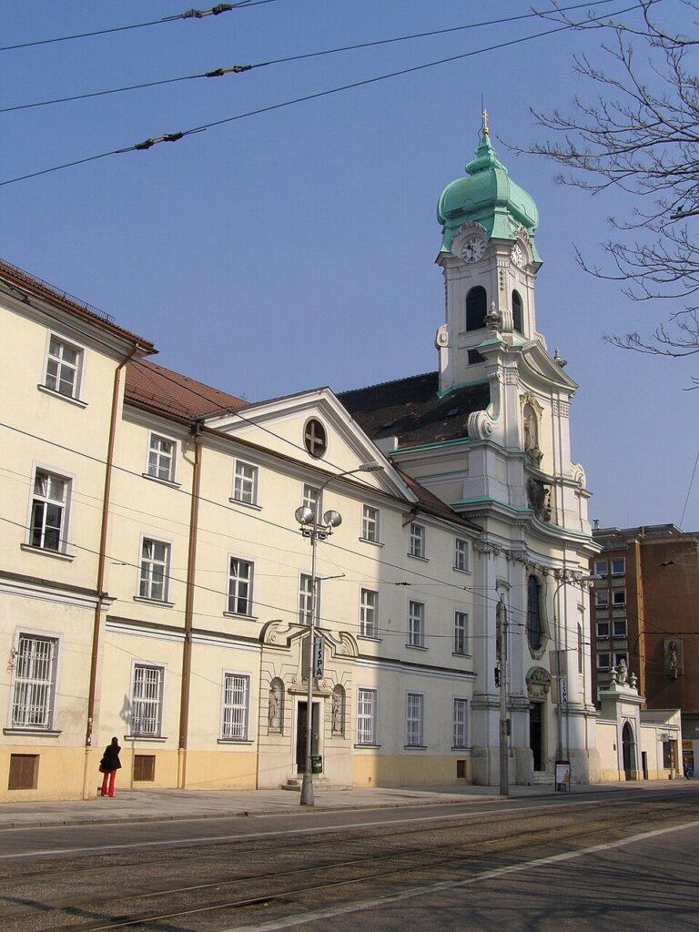 Tento obrázok nemá vyplnený ALT popisok, jeho názov je Kostol_sv_Alzbety01_do-textu-wiki-768x1024.jpg